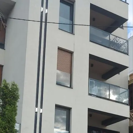 Stan Na Dan - Mrparis - Sa Parking Mestom Kragujevac