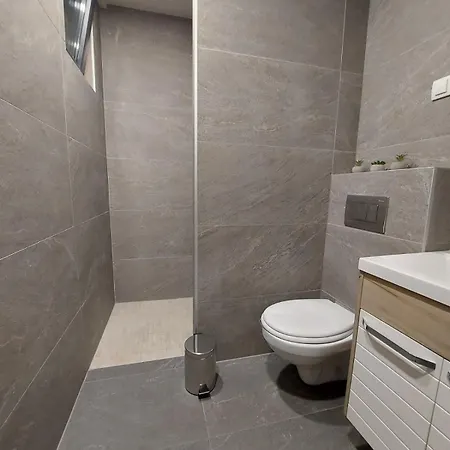 Stan Na Dan - Mrparis - Sa Parking Mestom Apartment *