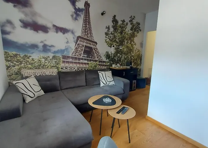 Stan Na Dan - Mrparis - Sa Parking Mestom * 克拉古耶瓦茨